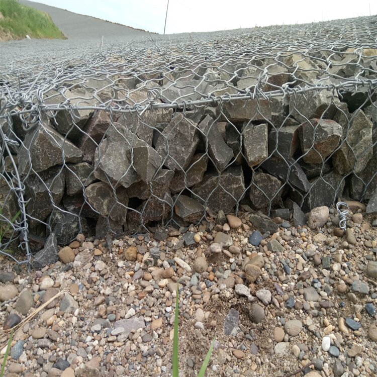 雷诺护垫细节15610901721.jpg 雷诺护垫细节15610901721.jpg
